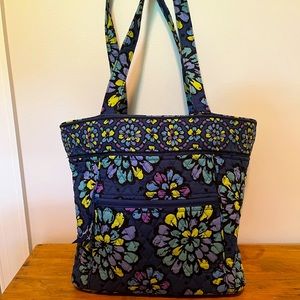Vera Bradley cotton quilted tote bag in indigo pop pattern.